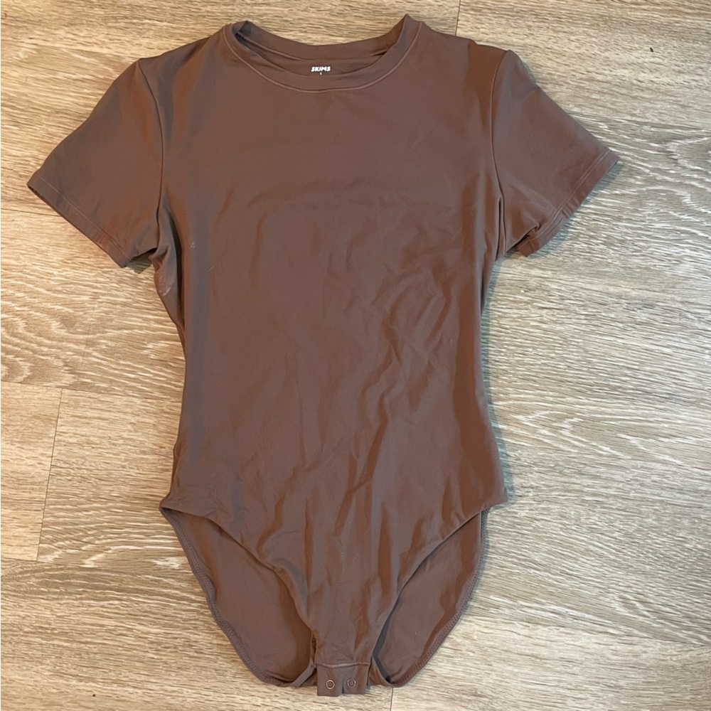 Skims bodysuit NWOT - Picture 2 of 3